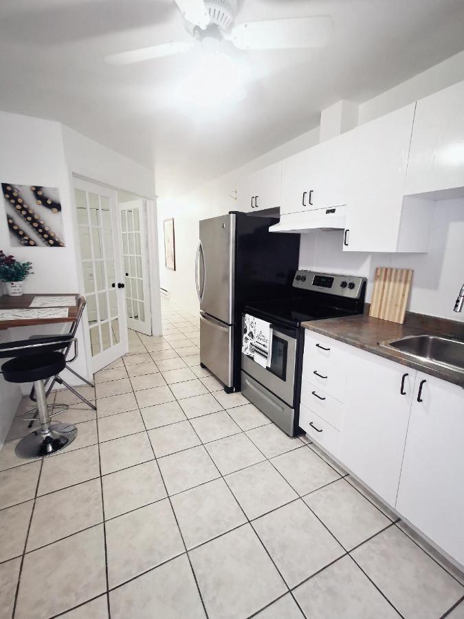 Plush 2 Bedroom Unit 5Min Downtown Off Wellington Montréal Esterno foto